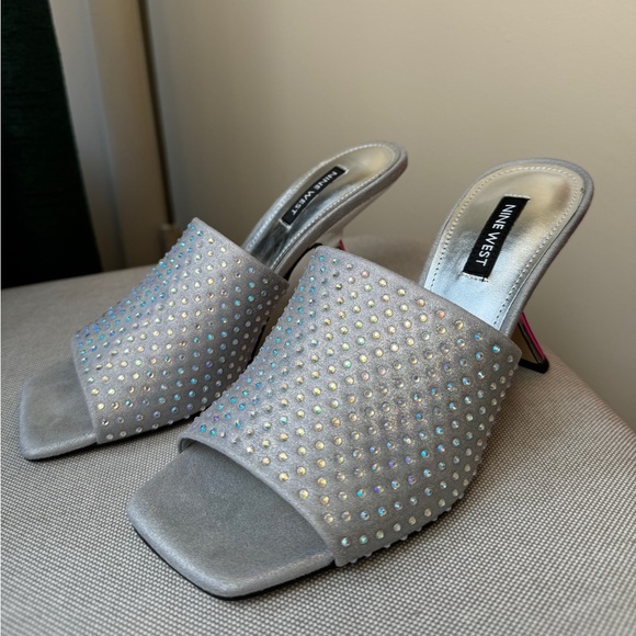 Nine West Heels - Picture 2 of 5